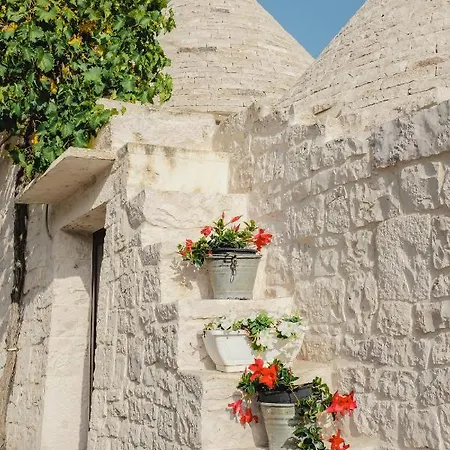 بيت للعطل Trulli Borgo Lamie لوكوروتوندو