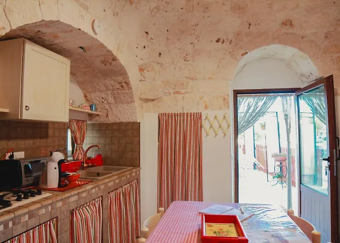 Trulli Borgo Lamie