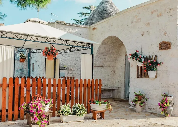 Trulli Borgo Lamie